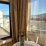 Blu Cabakum Plaza Apartment