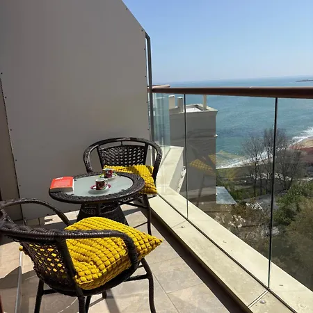 Blu Cabakum Plaza Apartment