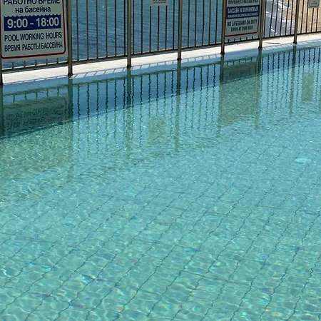 Blu Cabakum Plaza 아파트
