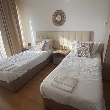 Blu Cabakum Plaza * Varna
